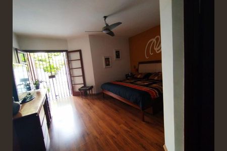 Casa à venda com 3 quartos, 179m² em Jardim das Vertentes, São Paulo