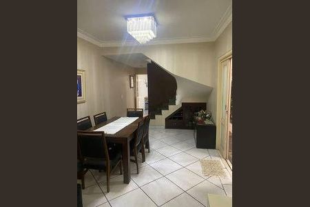 Casa à venda com 5 quartos, 275m² em Jardim Pinheiros, São Paulo