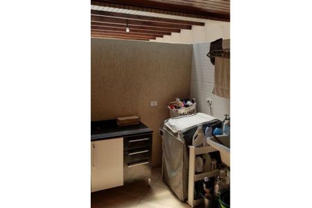 Casa à venda com 3 quartos, 227m² em Vila Sonia, São Paulo