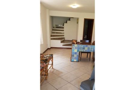 Casa à venda com 3 quartos, 227m² em Vila Sonia, São Paulo