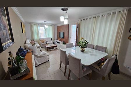 Casa à venda com 3 quartos, 150m² em Jardim Trussardi, São Paulo