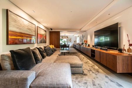 Casa à venda com 4 quartos, 925m² em Alto de Pinheiros, São Paulo