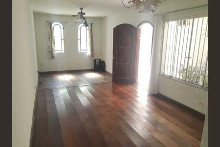 Casa à venda com 3 quartos, 175m² em Jardim Monte Alegre, Taboão da Serra