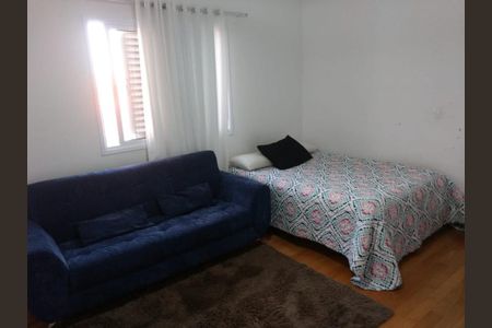 Casa à venda com 4 quartos, 320m² em Cidade São Francisco, São Paulo