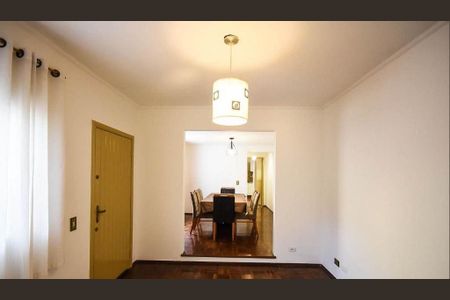 Casa à venda com 3 quartos, 180m² em Jardim Jussara, São Paulo