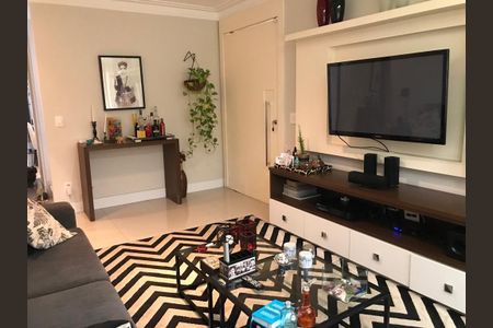 Casa à venda com 3 quartos, 160m² em Jardim das Vertentes, São Paulo