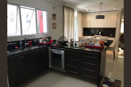 Casa à venda com 3 quartos, 160m² em Jardim das Vertentes, São Paulo