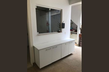 Casa à venda com 3 quartos, 160m² em Jardim das Vertentes, São Paulo