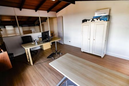 Casa à venda com 410m², 4 quartos e 4 vagasEdícula - Quarto 1