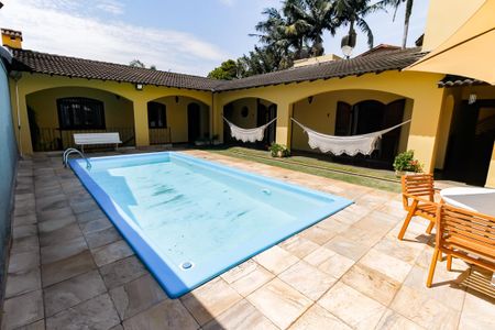 Casa à venda com 410m², 4 quartos e 4 vagasÁrea Lazer - Piscina