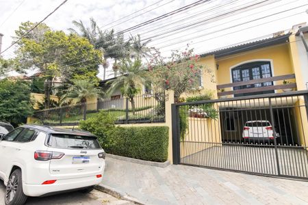 Casa à venda com 410m², 4 quartos e 4 vagasFachada