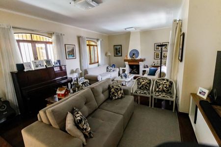 Casa à venda com 410m², 4 quartos e 4 vagasSala 1