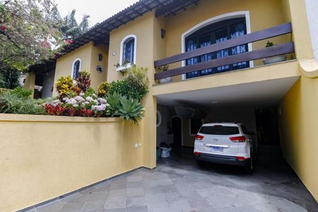 Casa à venda com 410m², 4 quartos e 4 vagasGaragem