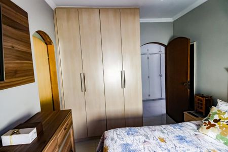 Casa à venda com 410m², 4 quartos e 4 vagasSuíte 1