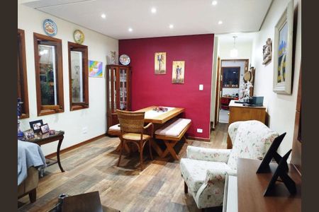 Casa à venda com 3 quartos, 160m² em Jardim Olympia, São Paulo