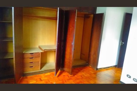 Casa à venda com 3 quartos, 160m² em Jardim das Vertentes, São Paulo