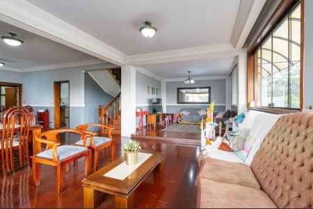 Casa à venda com 5 quartos, 270m² em Jardim Bonfiglioli, São Paulo