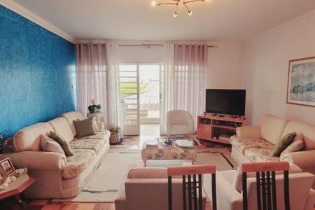 Casa à venda com 4 quartos, 215m² em Jardim Peri Peri, São Paulo