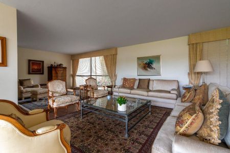 Casa à venda com 4 quartos, 885m² em Pacaembu, São Paulo