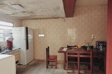 Casa à venda com 115m², 3 quartos e 4 vagas