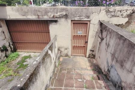 Casa à venda com 115m², 3 quartos e 4 vagas