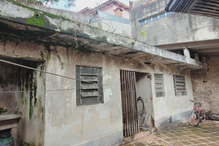 Casa à venda com 115m², 3 quartos e 4 vagas