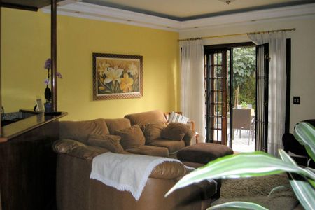 Casa à venda com 4 quartos, 400m² em Jardim Peri Peri, São Paulo