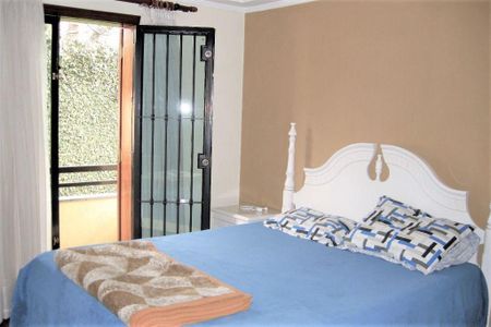 Casa à venda com 4 quartos, 400m² em Jardim Peri Peri, São Paulo