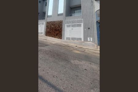 Casa à venda com 178m², 3 quartos e 4 vagas