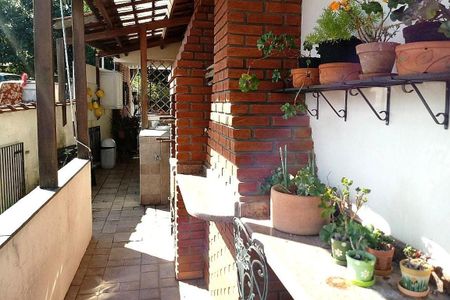 Casa à venda com 300m², 6 quartos e 4 vagas