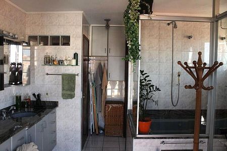 Casa à venda com 300m², 6 quartos e 4 vagas