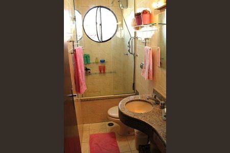 Casa à venda com 300m², 6 quartos e 4 vagas