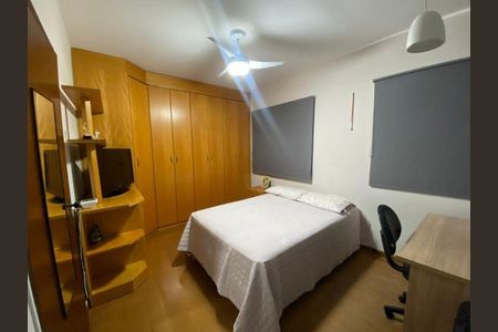 Casa à venda com 4 quartos, 310m² em Vila Ipojuca, São Paulo