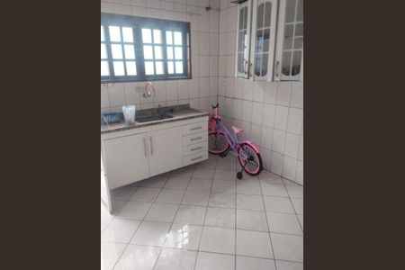 Casa à venda com 2 quartos, 130m² em Jardim Maria Rosa, Taboão da Serra