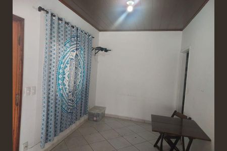 Casa à venda com 2 quartos, 130m² em Jardim Maria Rosa, Taboão da Serra