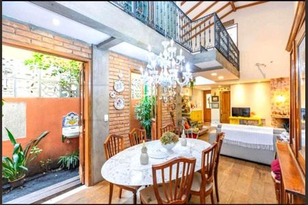 Casa à venda com 2 quartos, 120m² em Pompeia, São Paulo