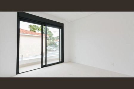 Casa à venda com 3 quartos, 331m² em Indianópolis, São Paulo