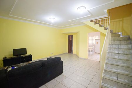 Sala de casa à venda com 3 quartos, 110m² em Tres Barras, Contagem