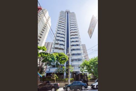 Apartamento à venda com 140m², 3 quartos e 3 vagasFachada