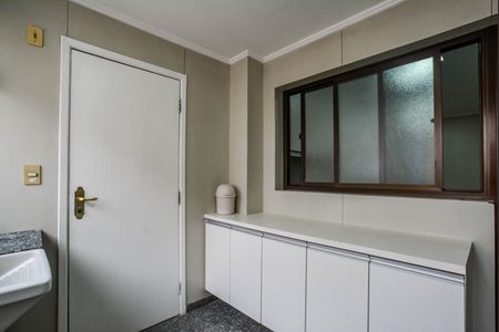 Apartamento à venda com 140m², 3 quartos e 3 vagasÁrea de Serviço