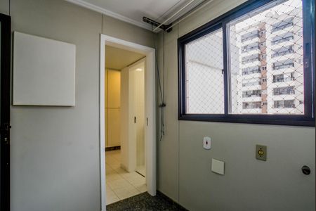 Apartamento à venda com 140m², 3 quartos e 3 vagasÁrea de Serviço
