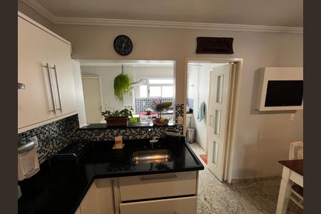 Apartamento à venda com 198m², 4 quartos e 3 vagasCozinha