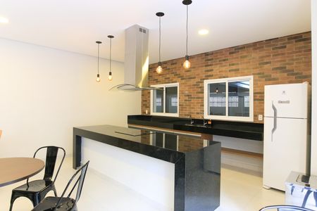 Apartamento para alugar com 65m², 2 quartos e 1 vagaÁrea comum - Salão de festas