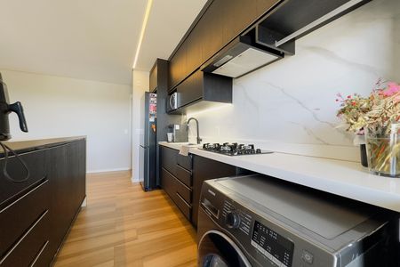 Apartamento para alugar com 65m², 2 quartos e 1 vaga Apartamento para alugar com 65m², 2 quartos e 1 vagaCozinha e Área de Serviço