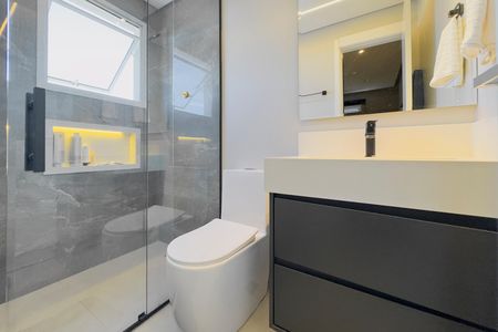 Apartamento para alugar com 65m², 2 quartos e 1 vaga Apartamento para alugar com 65m², 2 quartos e 1 vagaBanheiro da Suíte