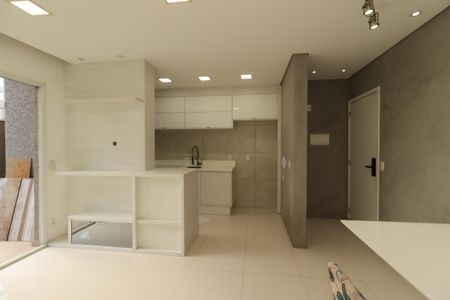 Apartamento para alugar com 78m², 2 quartos e 1 vagaSala