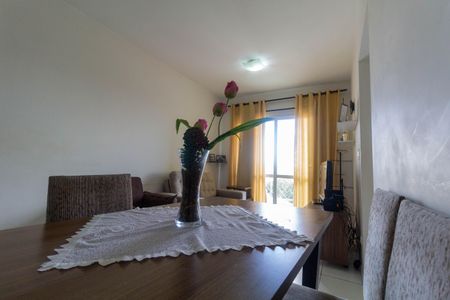 Apartamento à venda com 57m², 2 quartos e 1 vagaSala