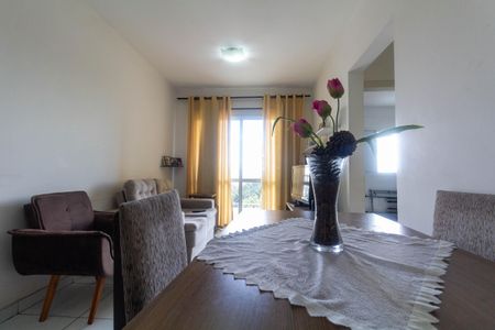 Apartamento à venda com 57m², 2 quartos e 1 vagaSala