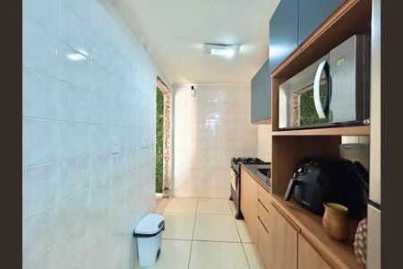 Apartamento para alugar com 60m², 2 quartos e 1 vagaCozinha