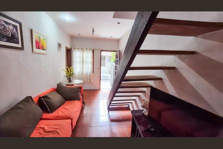 Sala 1 de casa à venda com 3 quartos, 131m² em Penha Circular, Rio de Janeiro